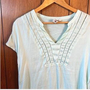 Anthropologie‎ DOLAN Left Coast Collection Top Medium Mint Short Sleeve V Neck